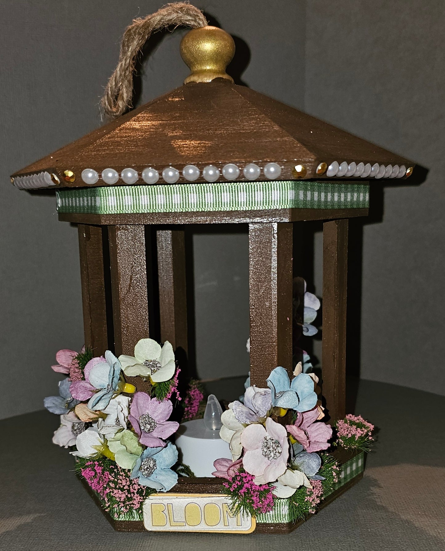BLOOM Floral Birdhouse