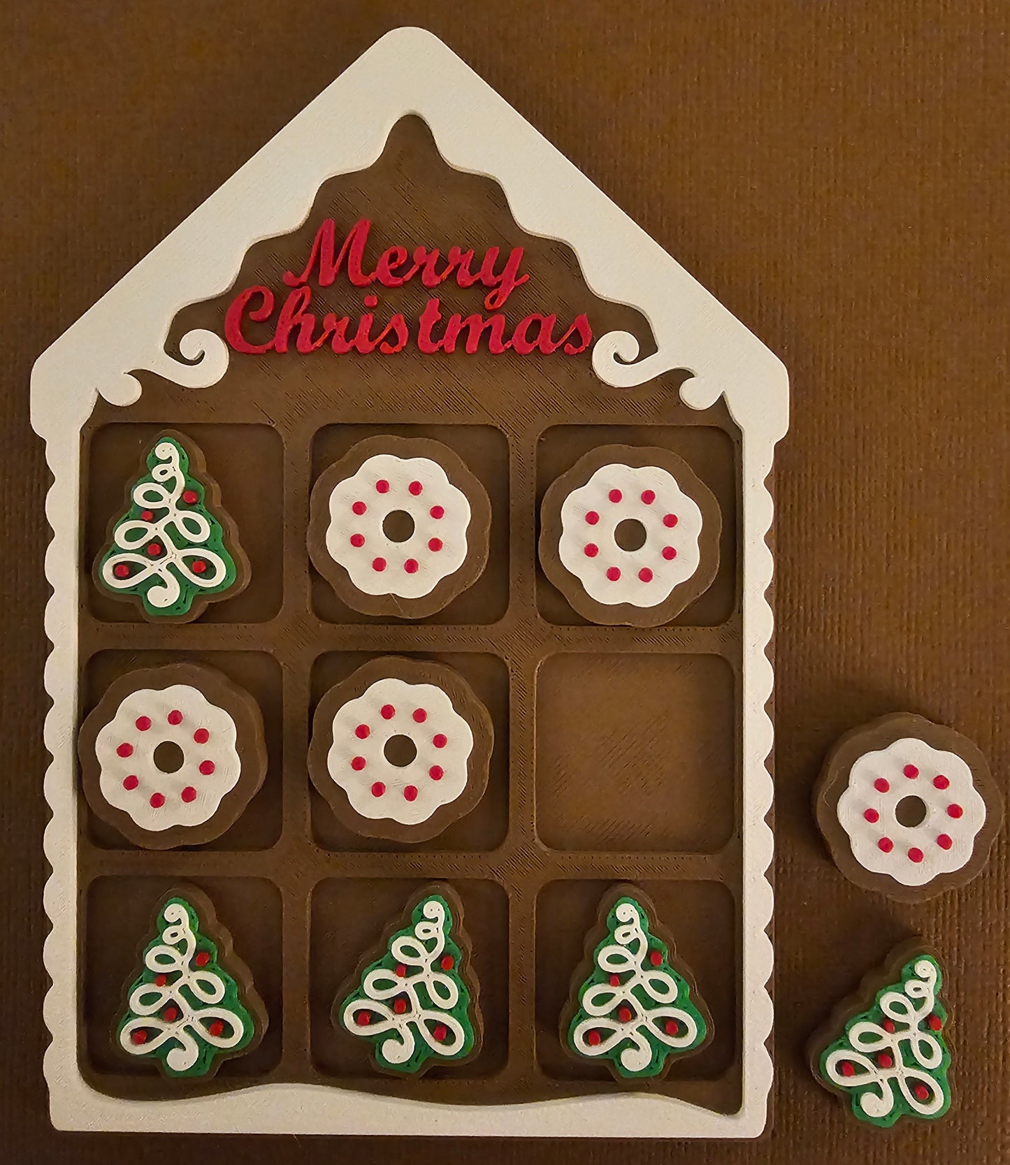 TIC-TAC-TOE: Gingerbread & Cookies Game