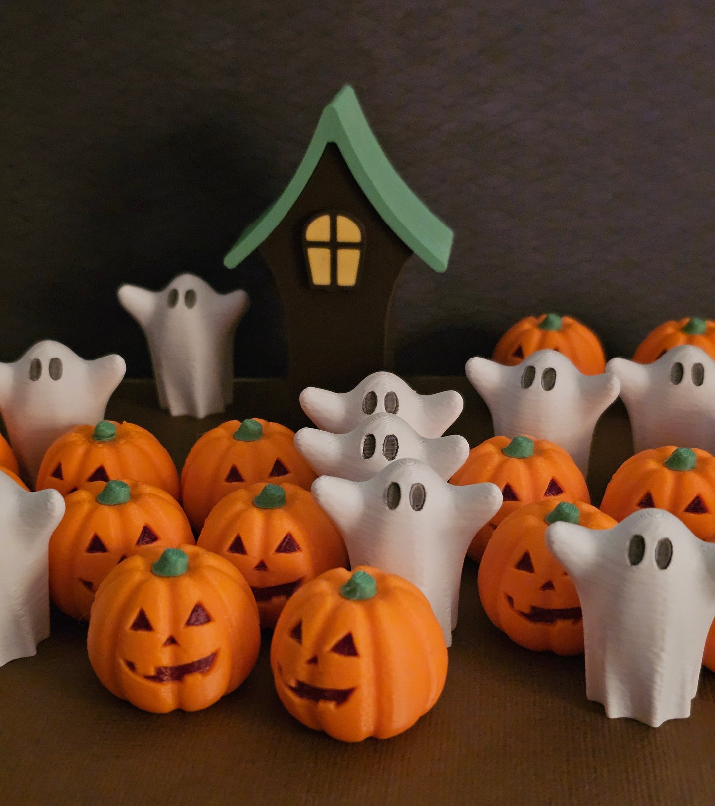 Halloween Balance Game - Pumpkins and Ghosts