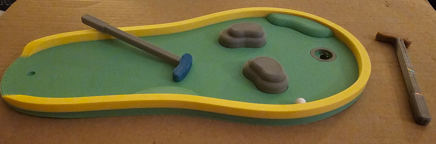 TIC-TAC-TOE: Desktop Golf